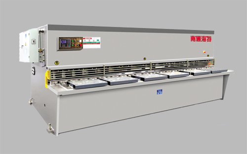 液壓剪板機與普通剪板機之間的區別是什么